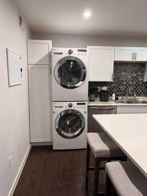 Healing Haven King Bed Suite Dallas Ngoại thất bức ảnh