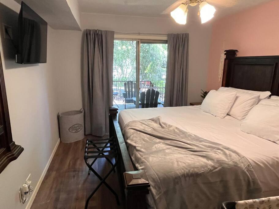 Healing Haven King Bed Suite Dallas Ngoại thất bức ảnh