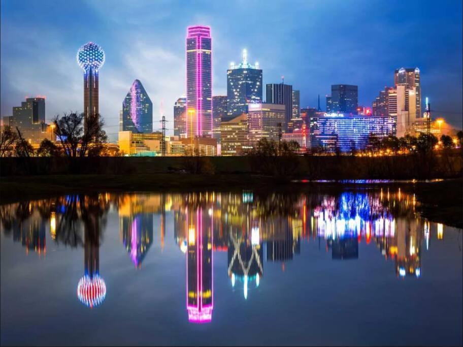 Healing Haven King Bed Suite Dallas Ngoại thất bức ảnh
